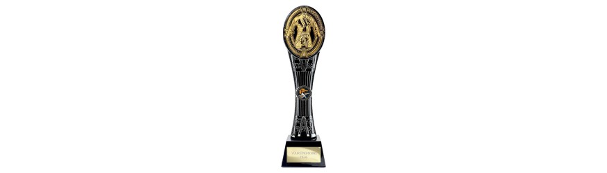 EXTREME MAVERICK RESIN TROPHY - 2 SIZES - 26CM - 29CM EXTREME MAVERICK RESIN TROPHY - 2 SIZES - 26CM - 29CM